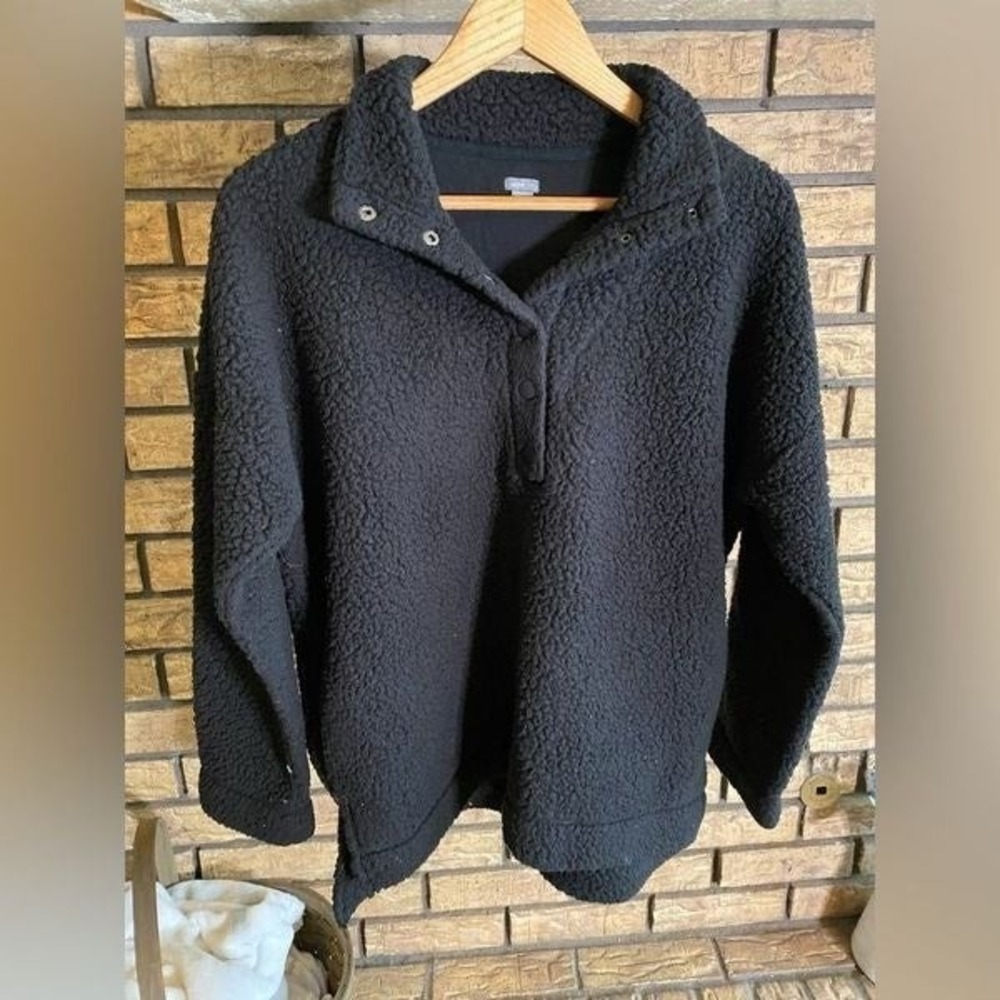 Aerie black Sherpa pullover